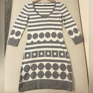 Boden Dress - Women’s 2 Gray White - Graphic Sweater Knit Mini